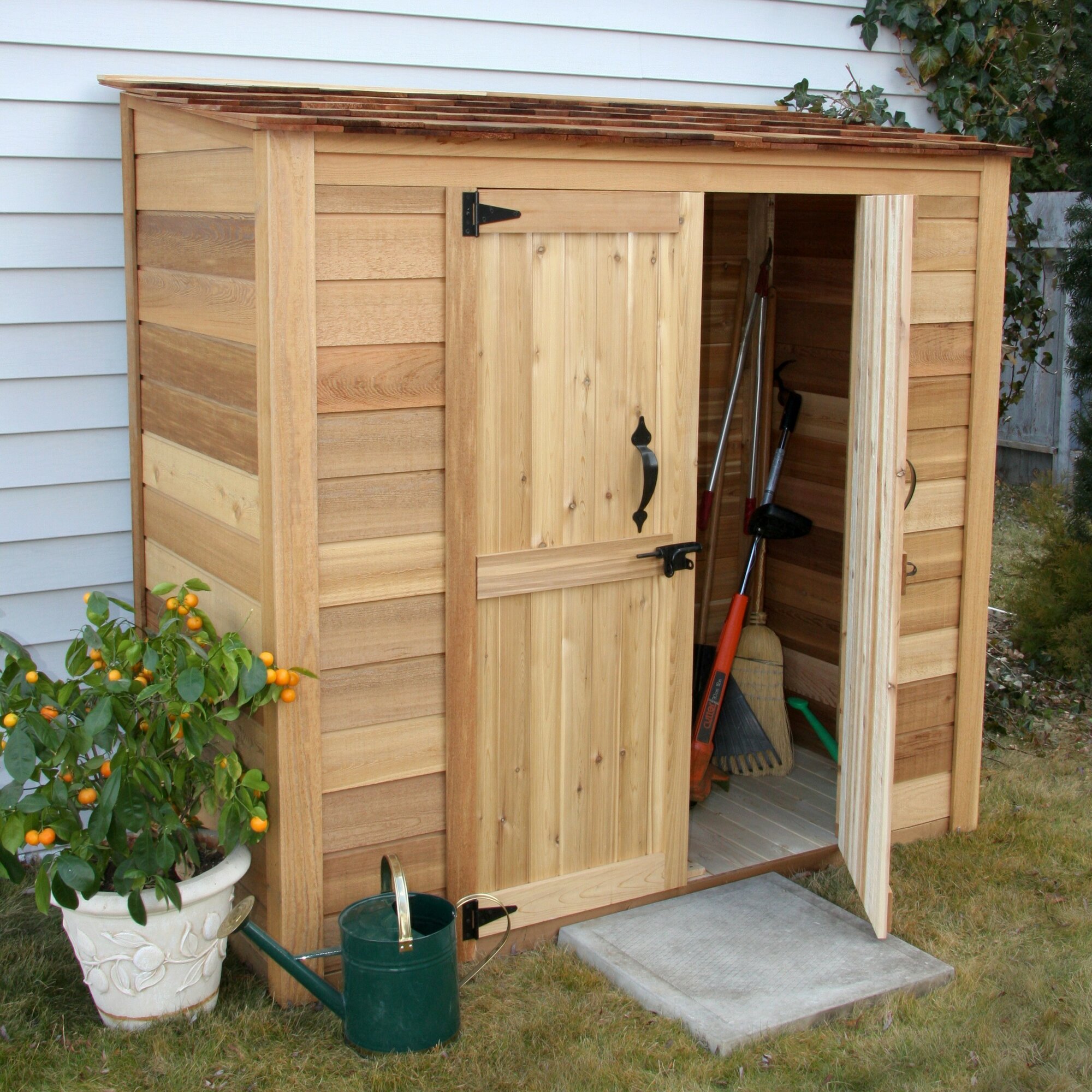 Lean to garden tool shed